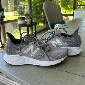 New Balance Women’s Roav tennis shoes